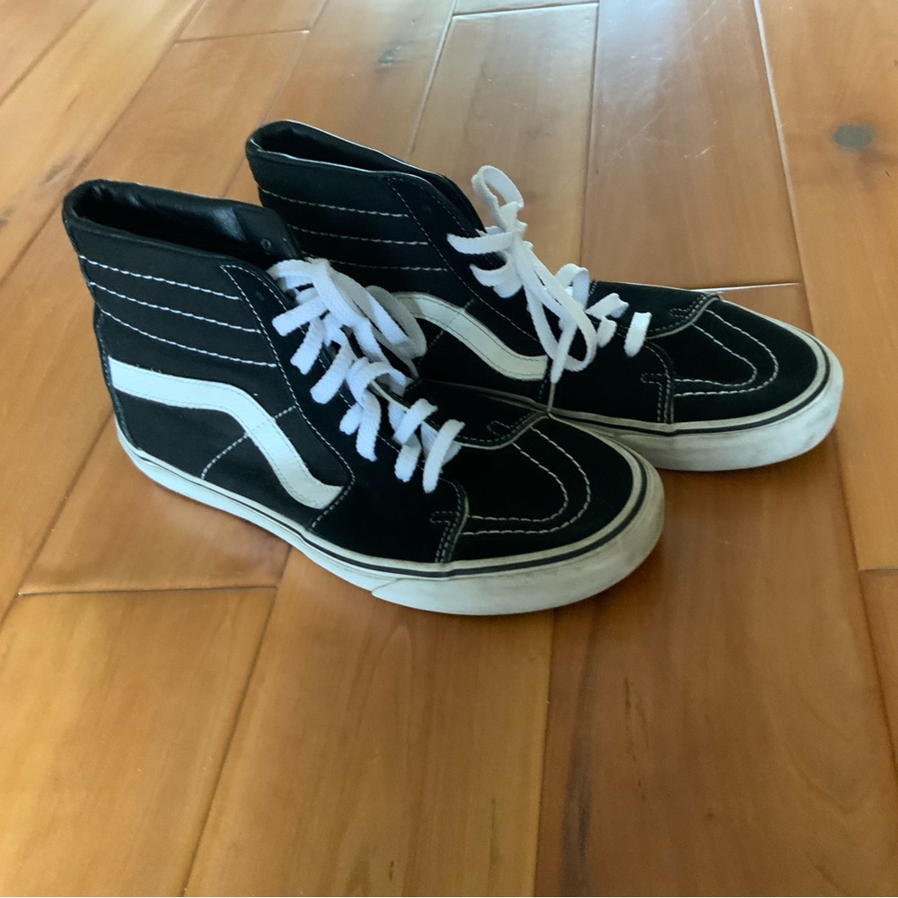 Vans Sk8-Hi black suede high top shoes size 9 Men’s / 11.5 Womens